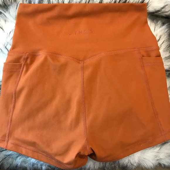 ETHOS All Day Shorts Size Small - Picture 9 of 10